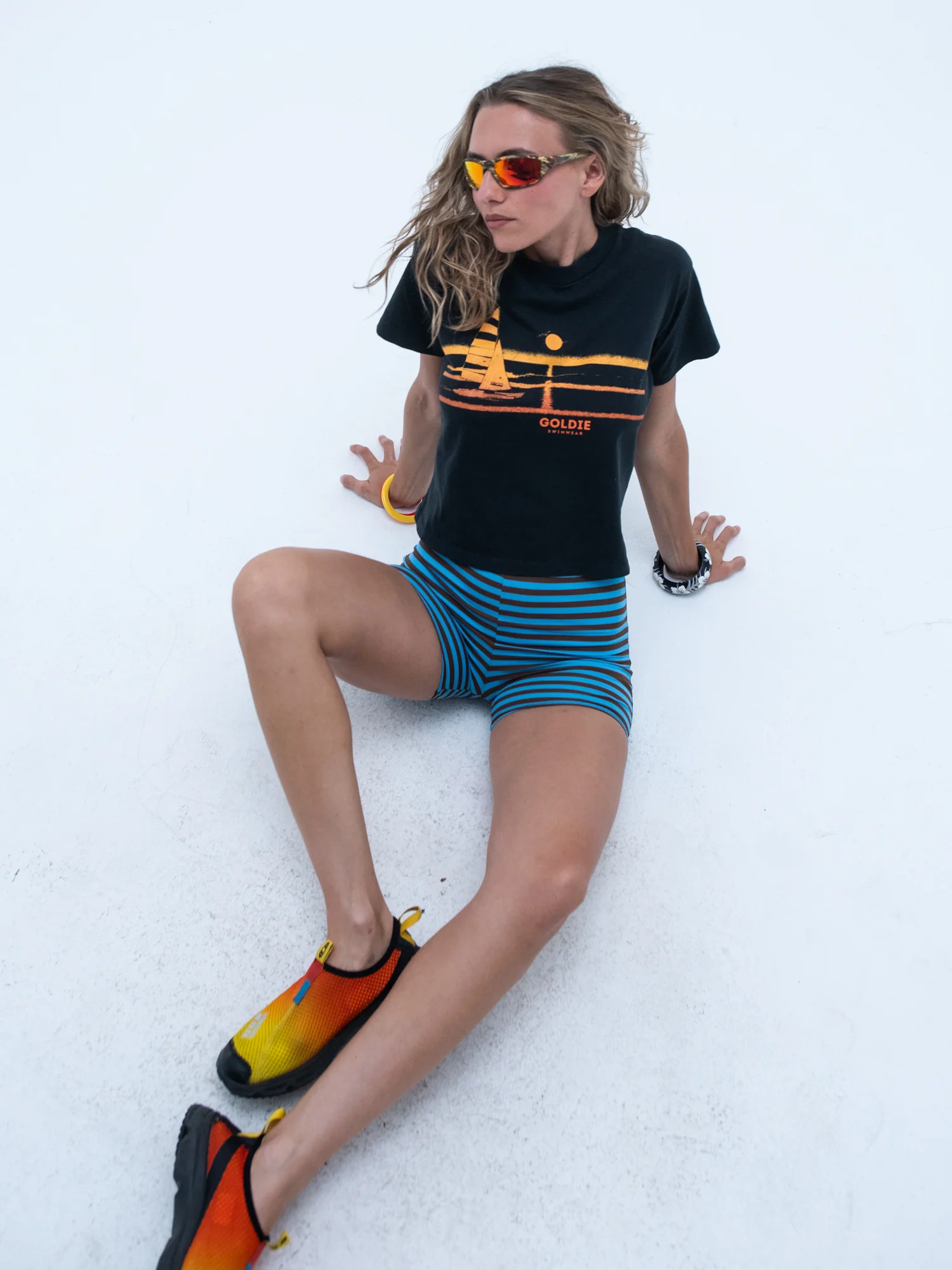 tourist tee / goldie sunset / black - Image 8
